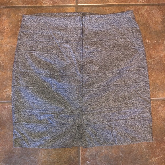Gray Skirt - Picture 4 of 4